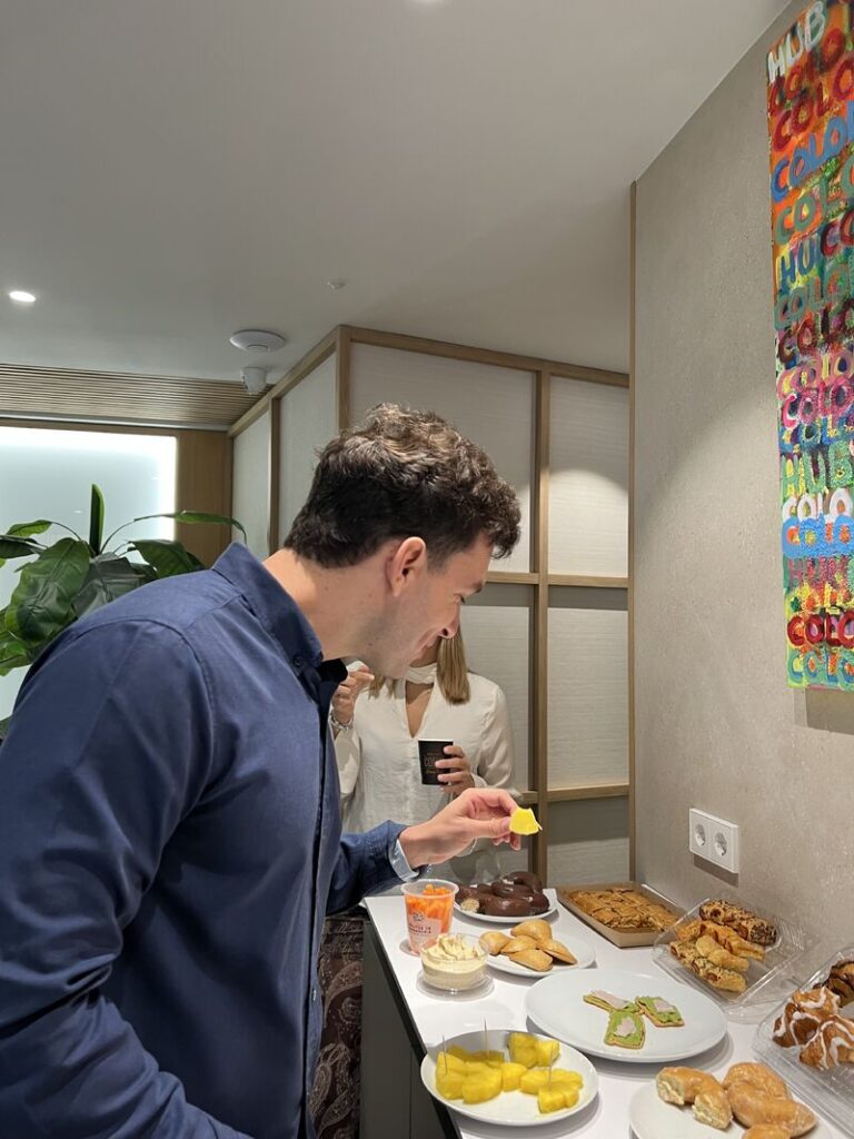 desayuno jordi El primer impacto importa, y mucho.